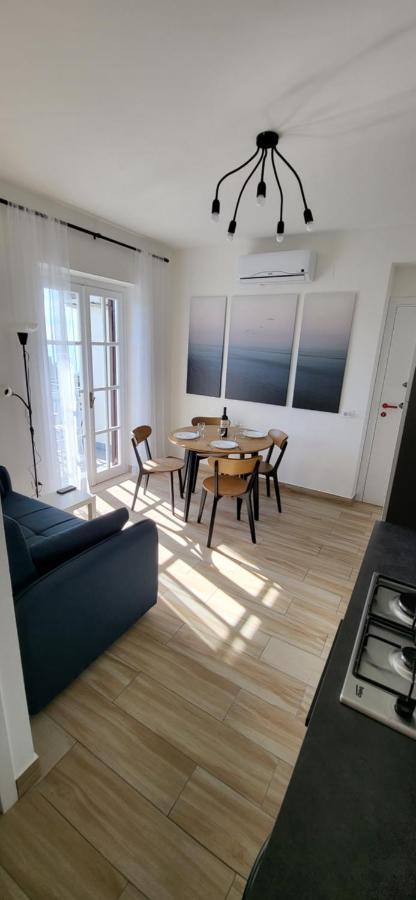 Sull'Onda Apartment Scalea Exterior photo