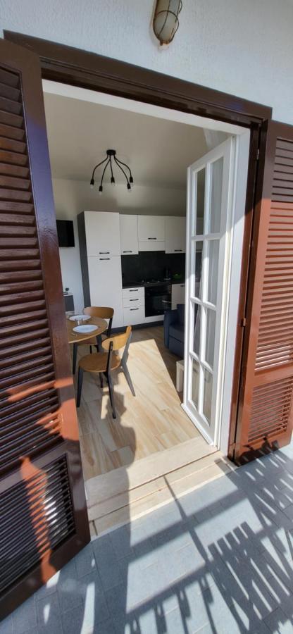 Sull'Onda Apartment Scalea Exterior photo